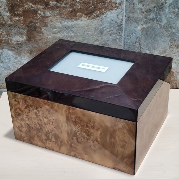 Lacquered Burl Walnut Veneer High Gloss Finish Memorial Keepsake Box - Picture 16 of 16